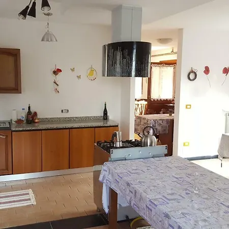 Holiday home La Casa Delle Fiabe Di Rubini *