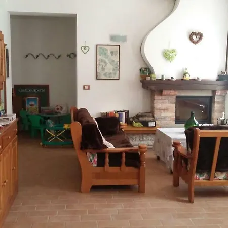 La Casa Delle Fiabe Di Rubini بيت للعطل